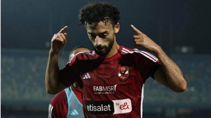 عبد القادر يشعل الصراع بين القطبين.. هل ينتقل للزمالك بتهديد من الخطيب؟